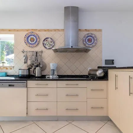 בית נופש Casa Monsoria