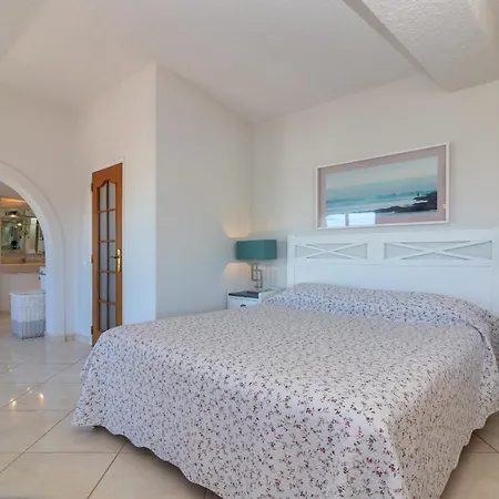 Casa Monsoria קארבואירו